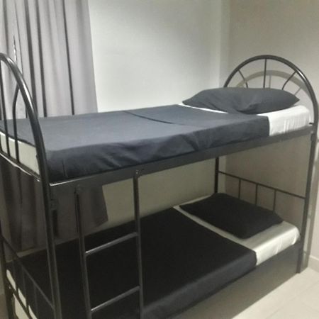 Hood Hostel Kota Kinabalu Buitenkant foto